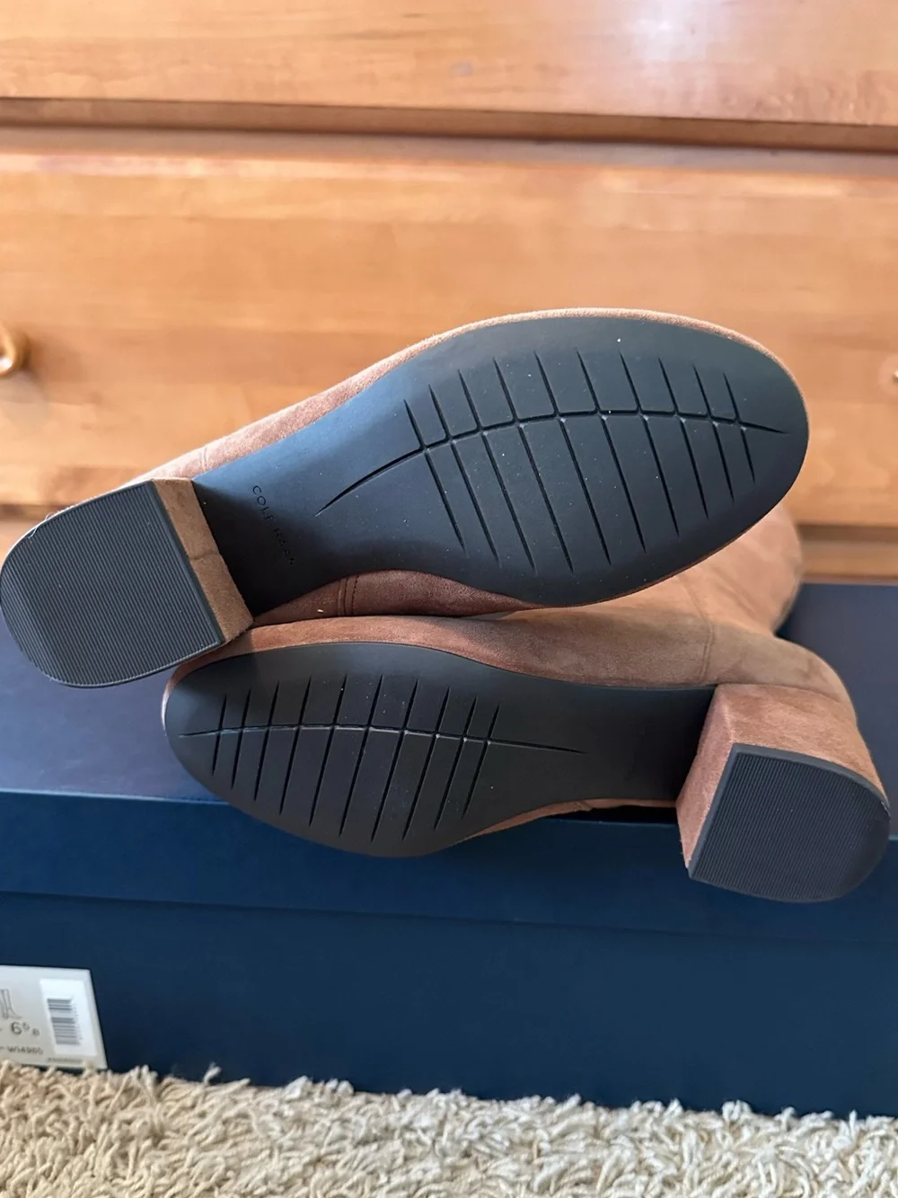 NIB COLE HAAN TAN SUEDE BLOCK HEEL BOOTS